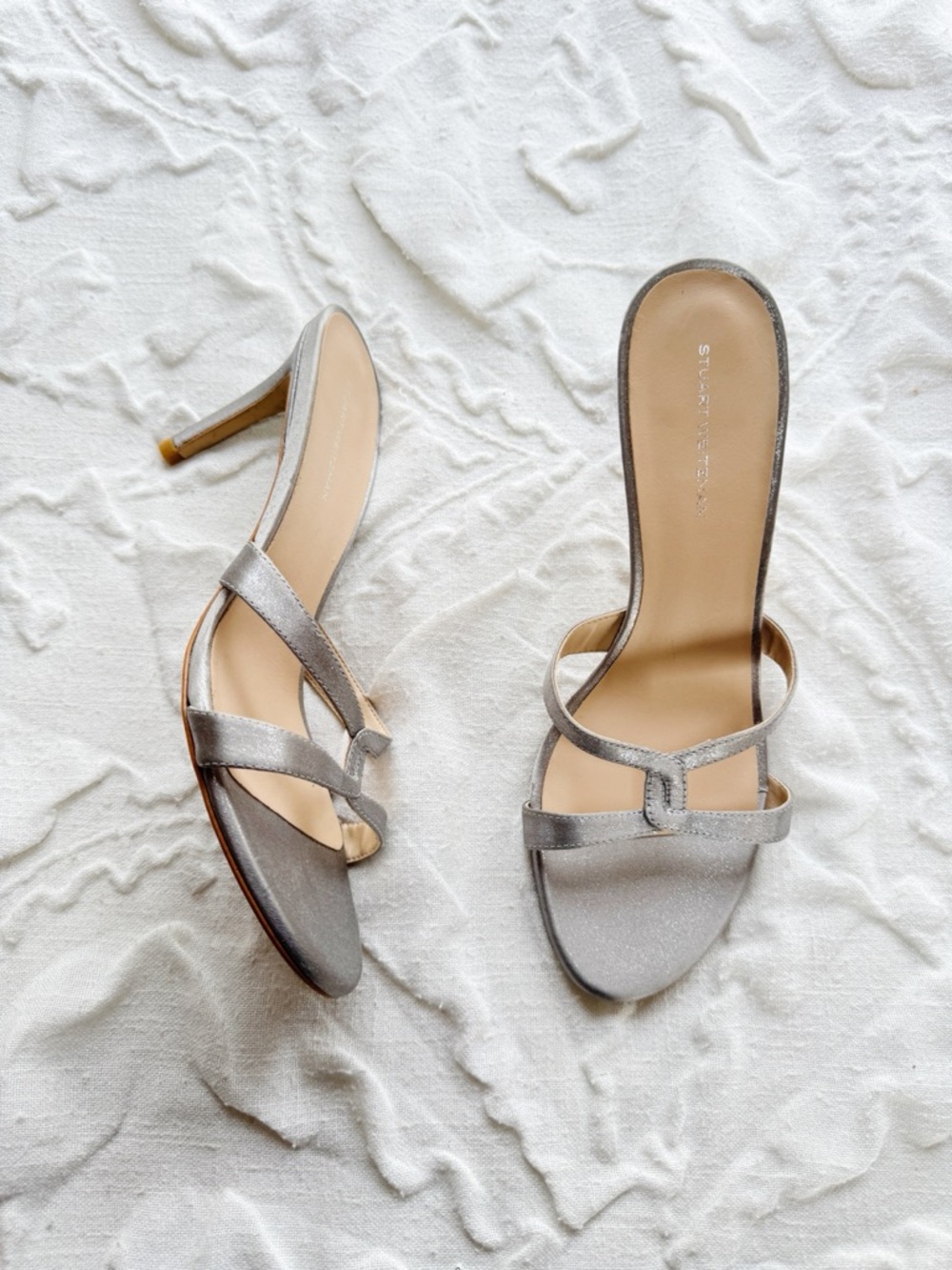 Stuart Weitzman Soiree Sleek
75 Sandal Size 7.5 - Picture 2 of 10